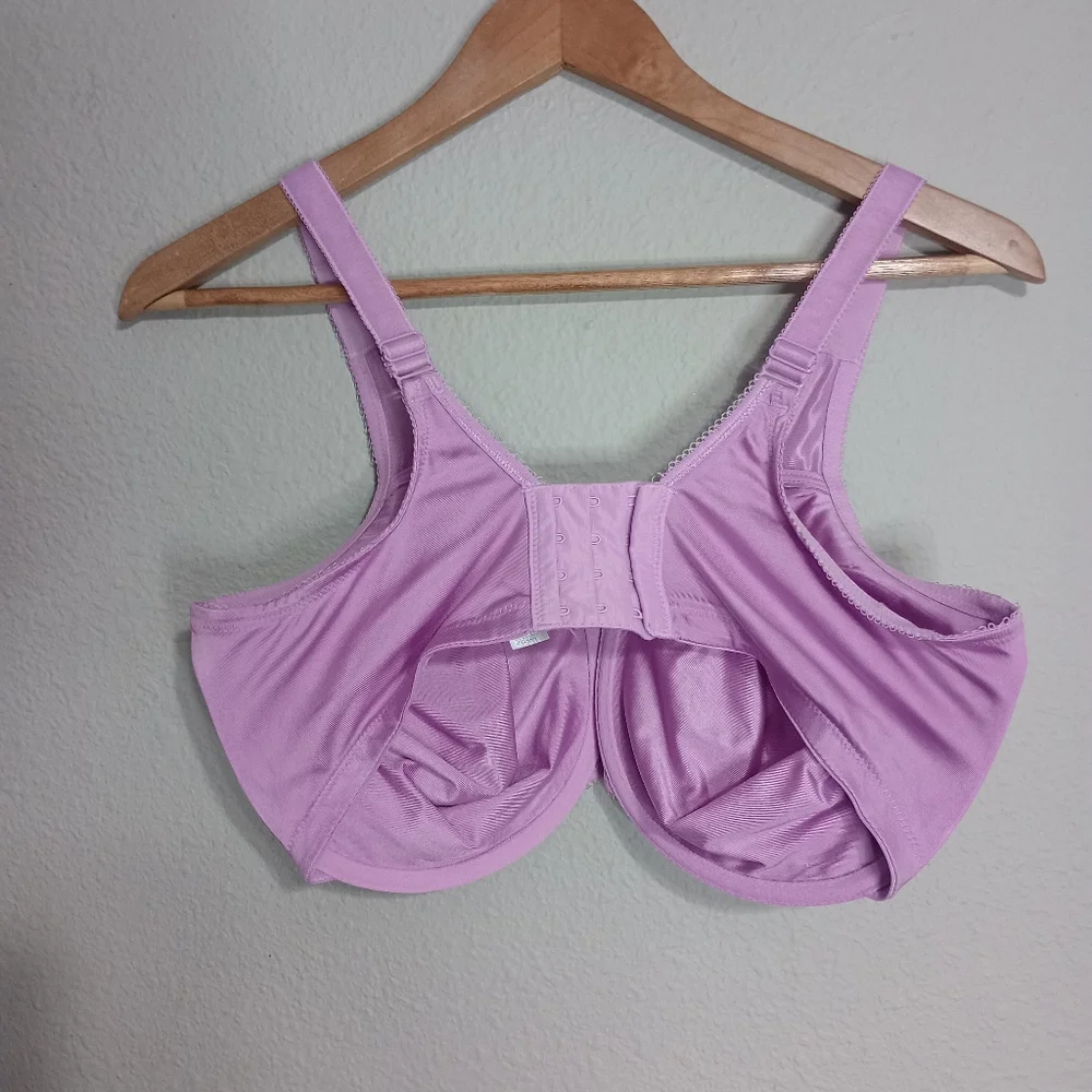 Wacoal Basic Beauty Full Figure Seamless Underwire Bra In Lilac - Picture 2 of 9
